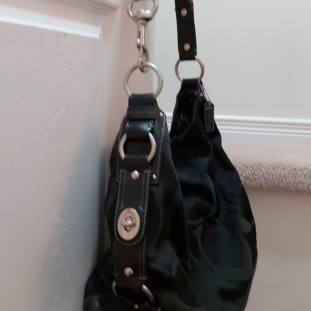 Coach Purse - Picture 3 of 4